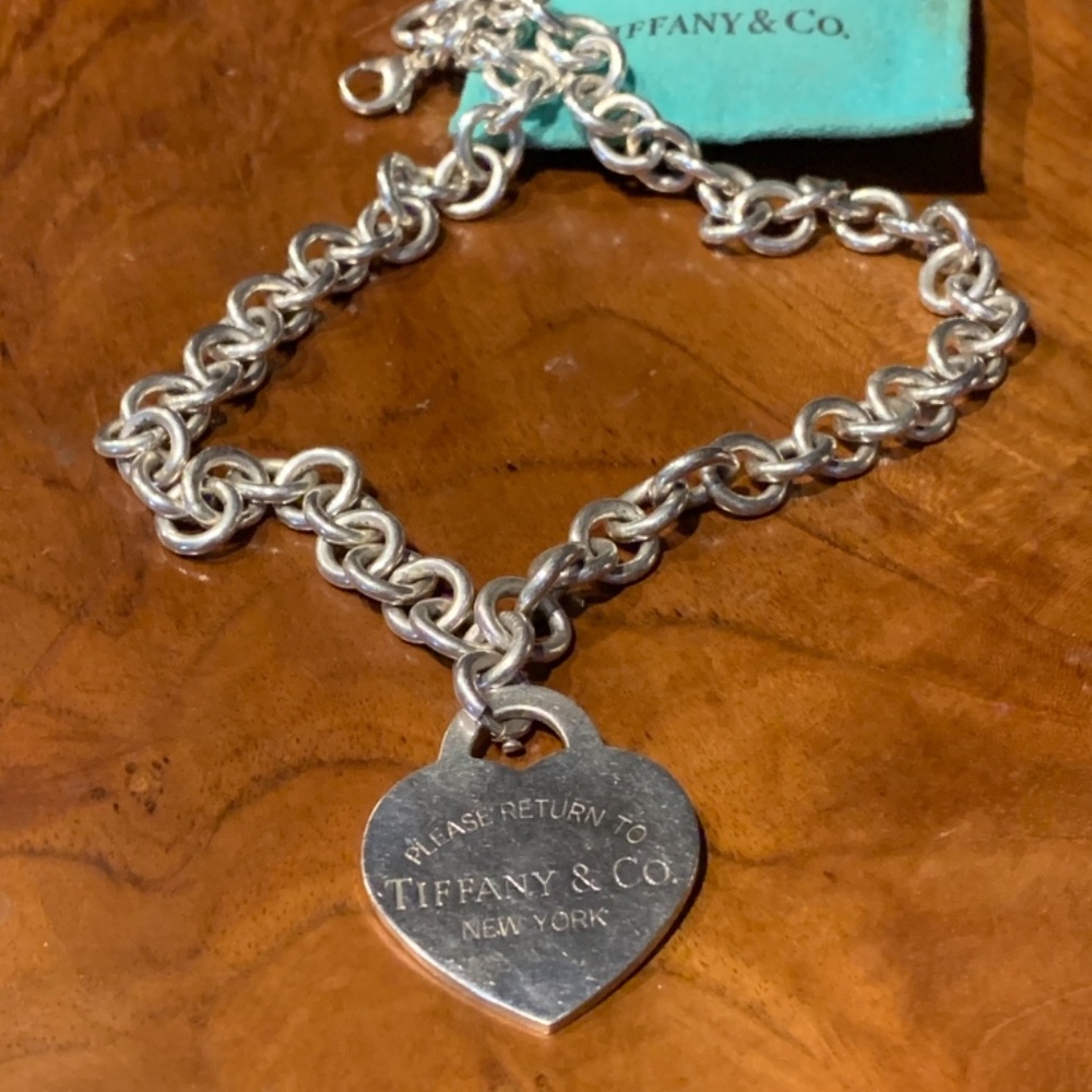 Tiffany Return to Tiffany Necklace - Picture 3 of 8